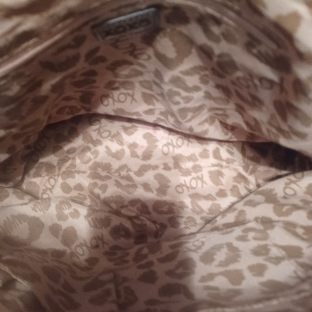 XOXO Croc Embossed Patent Tote, Leopard Inside With Zipper Pocket 16 X 12 EUC - Picture 5 of 6